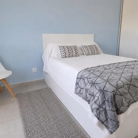 Coeur Marin T2 Climatise Avec Terrasse Et Parking Proche *